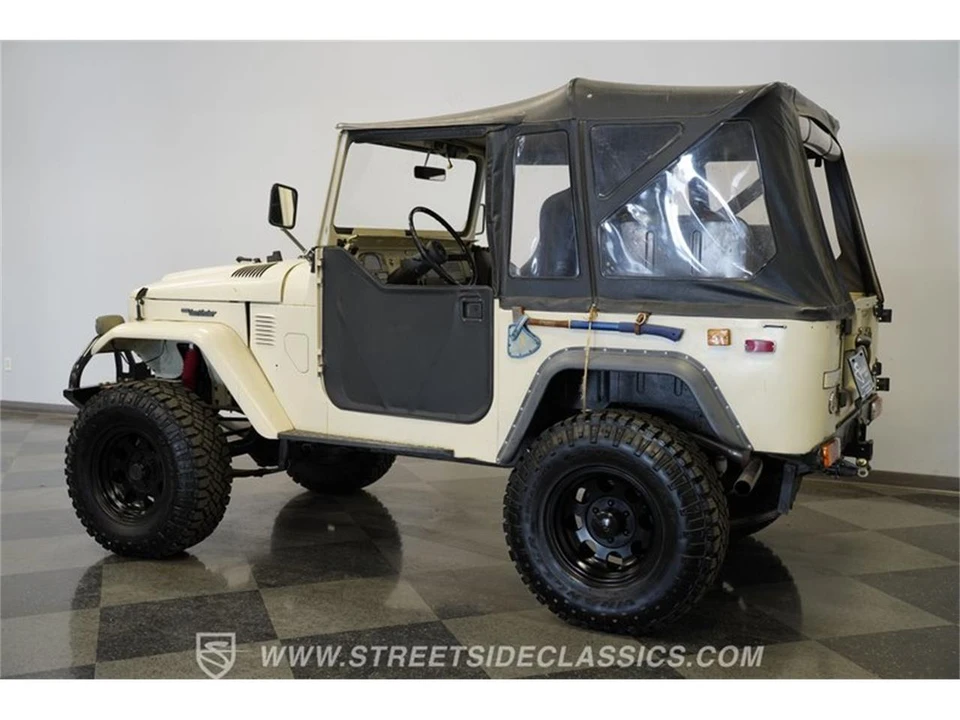 1974 Toyota J40 Land Cruiser - Image 8 of 31