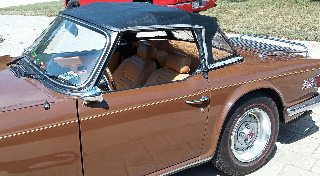 1974 Triumph TR6 (US-spec) - Image 4 of 10