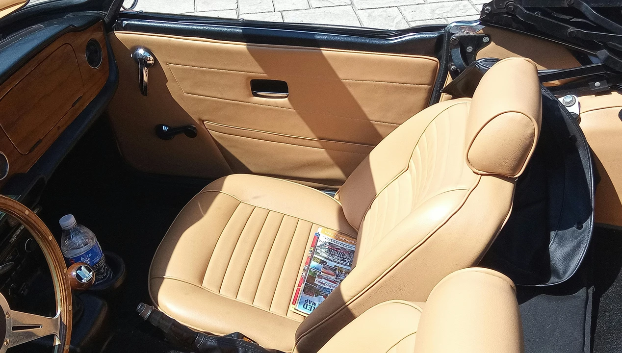 1974 Triumph TR6 (US-spec) - Image 7 of 10