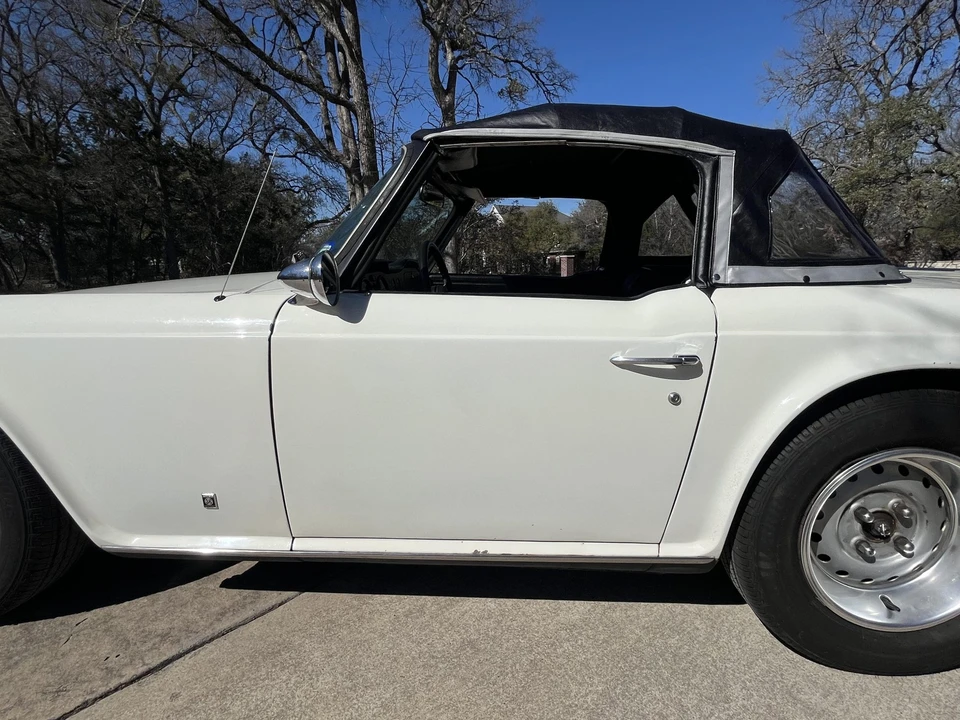 1974 Triumph TR6 (US-spec) - Image 26 of 31
