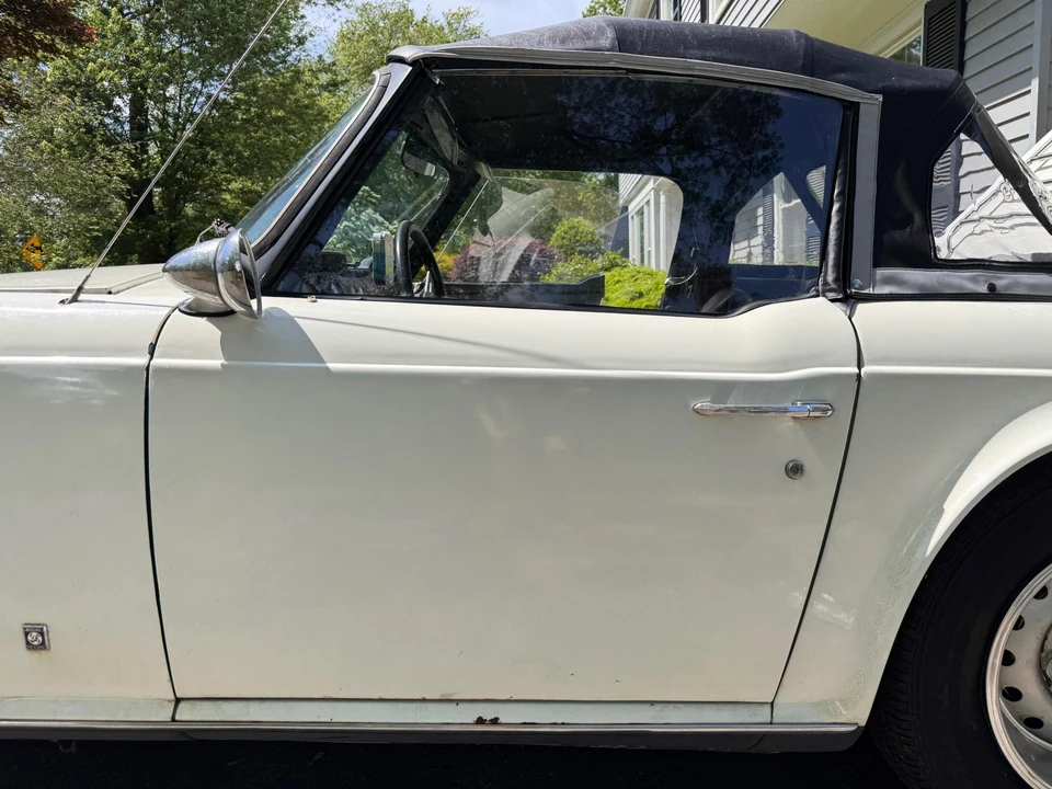 1974 Triumph TR6 (US-spec) - Image 23 of 31