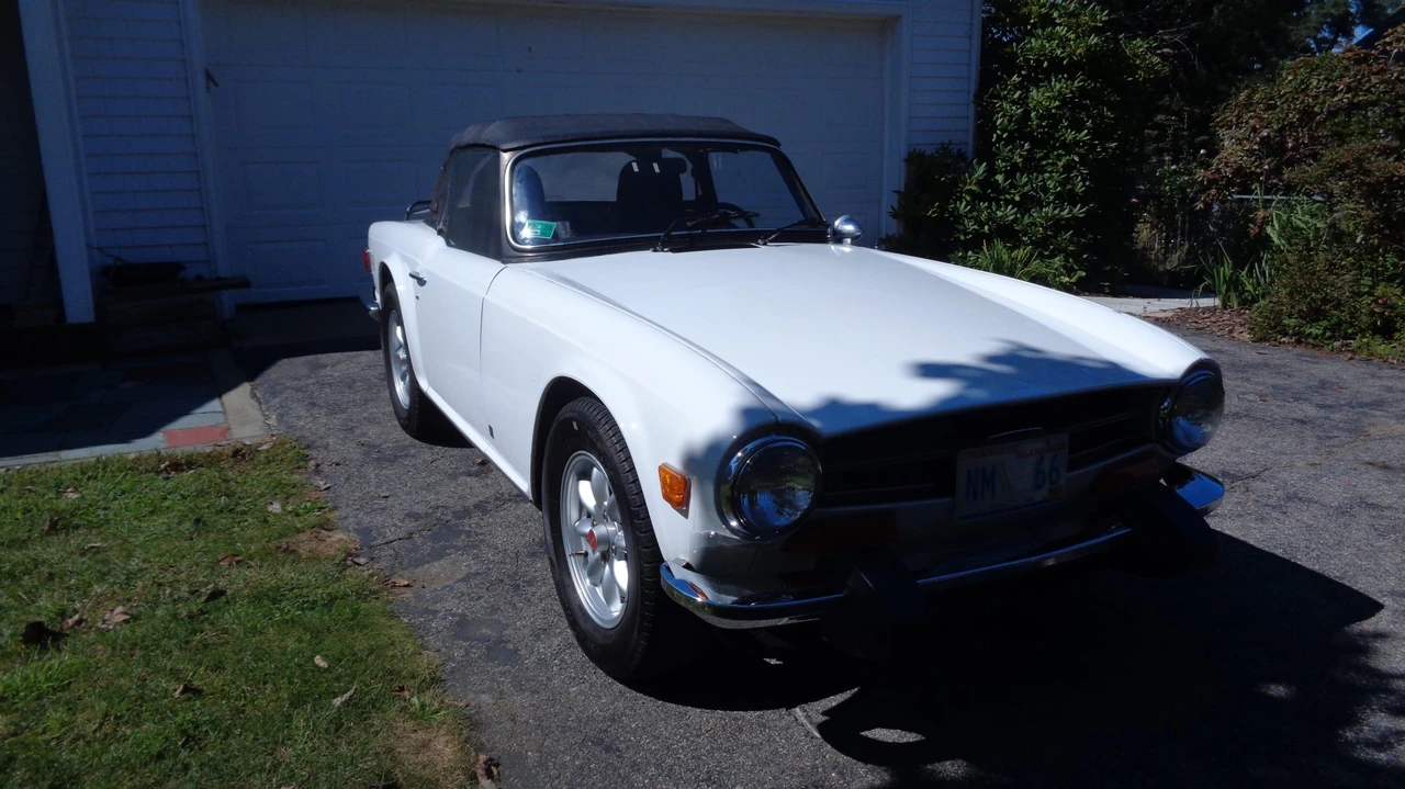1974 Triumph TR6 (US-spec) - Image 2 of 31