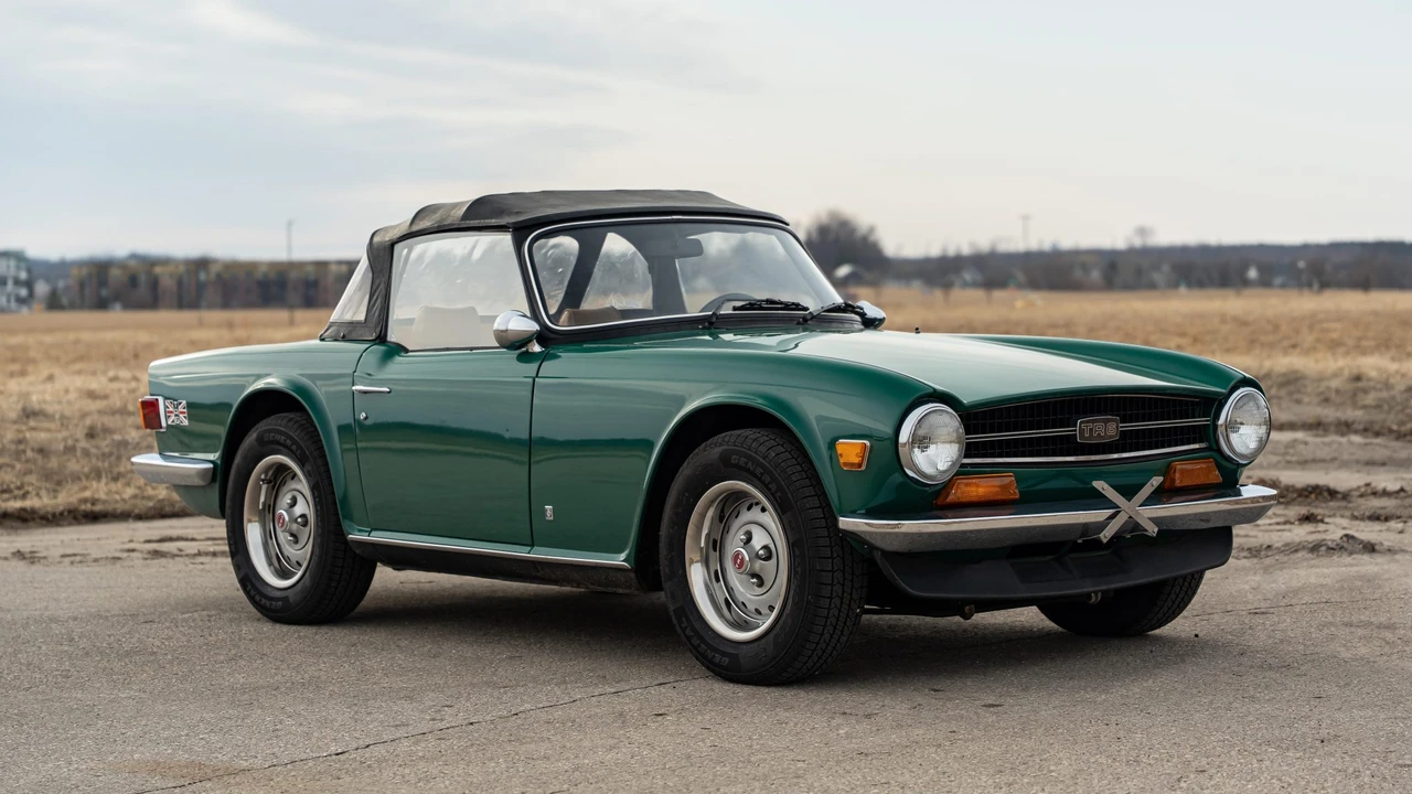 1974 Triumph TR6 (US-spec) - Image 14 of 31