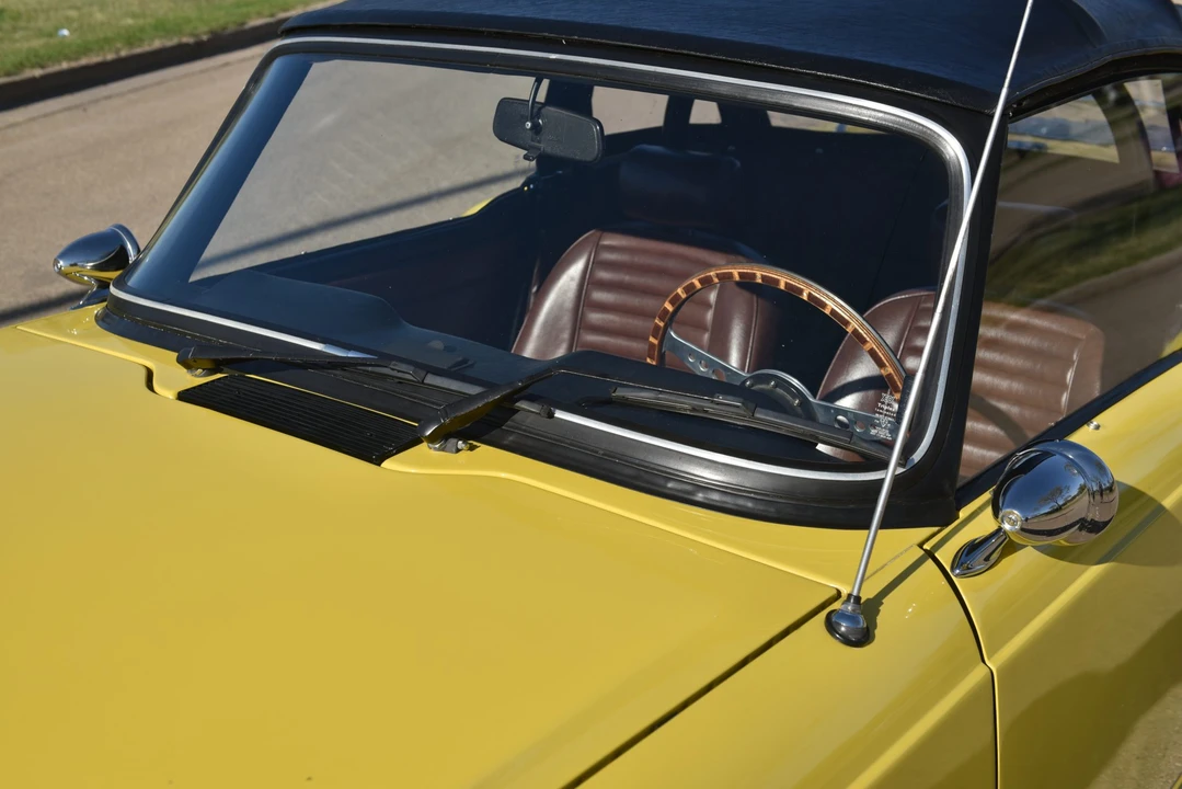 1974 Triumph TR6 (US-spec) - Image 29 of 31
