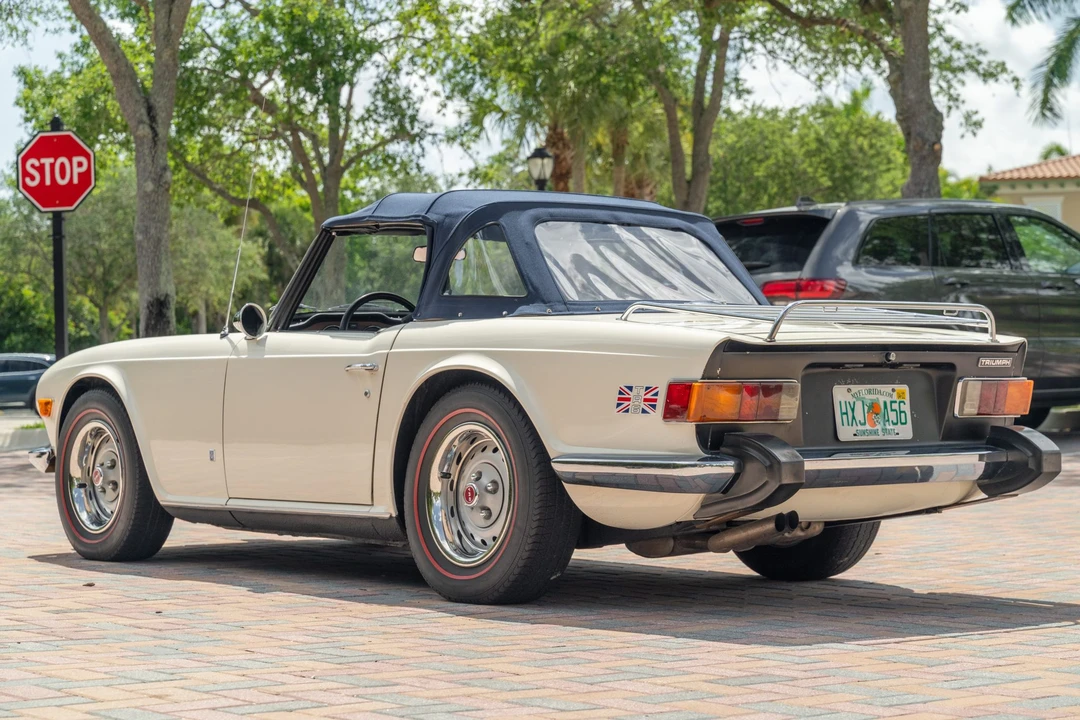 1974 Triumph TR6 (US-spec) - Image 14 of 31
