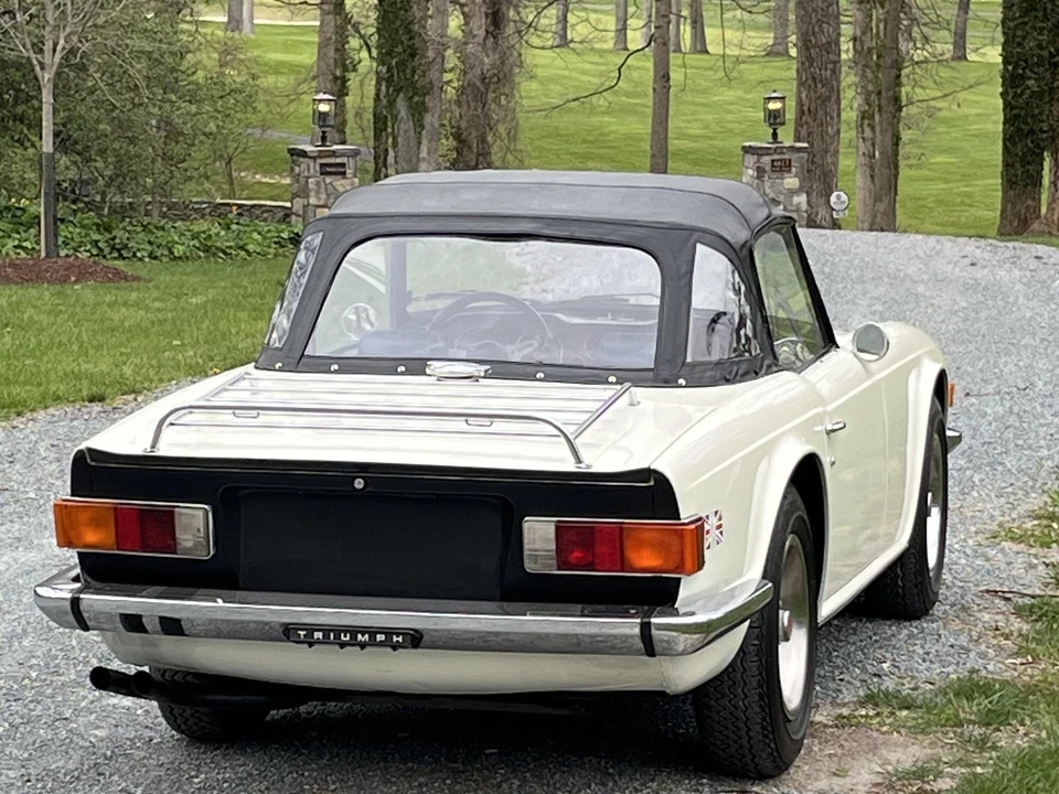 1974 Triumph TR6 (US-spec) - Image 10 of 31
