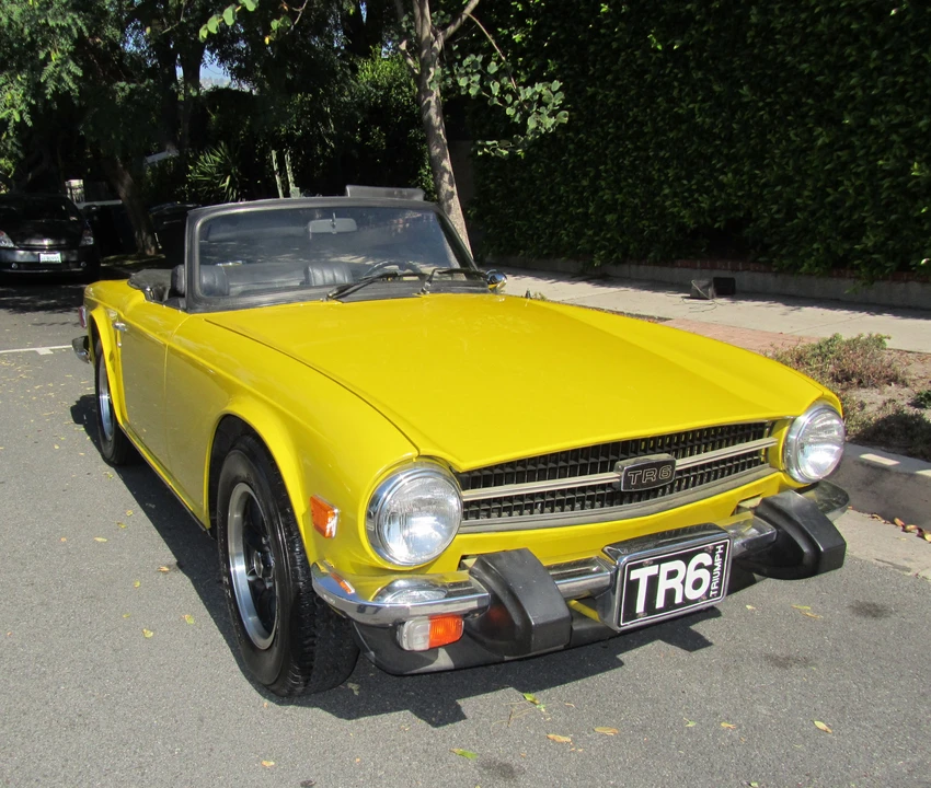 1974 Triumph TR6 CF Injected - Image 2 of 3