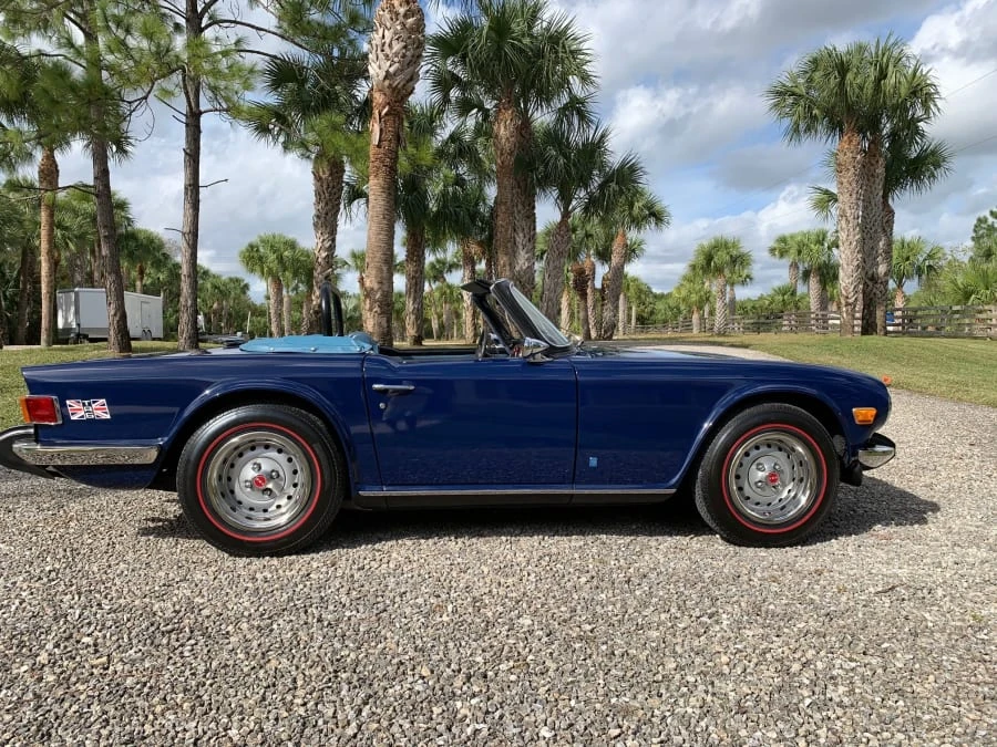 1974 Triumph TR6 (US-spec) - Image 9 of 10