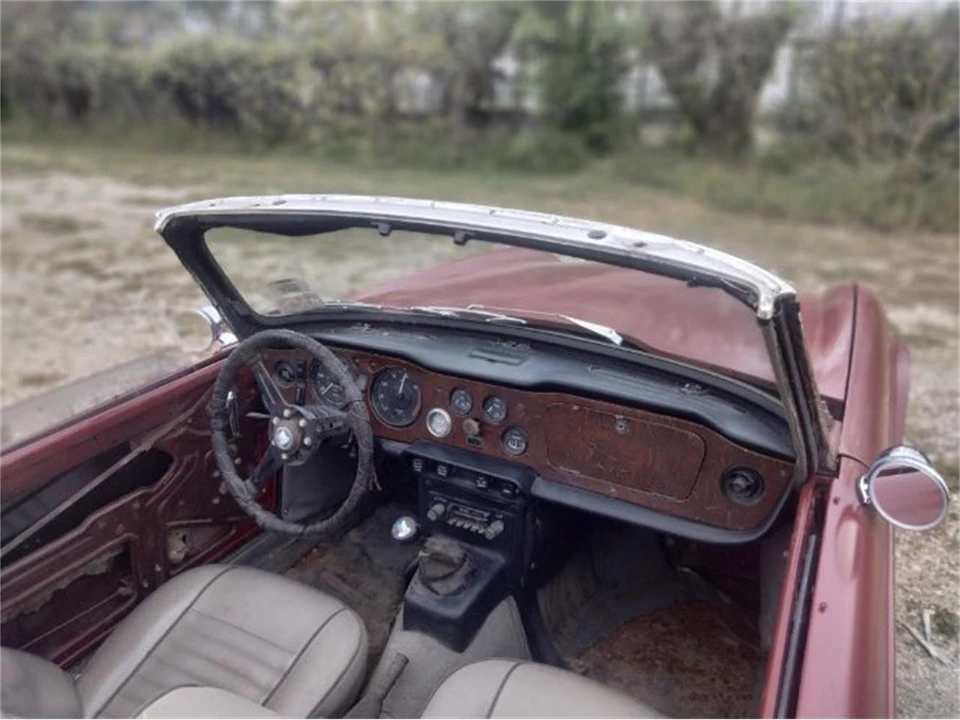 1974 Triumph TR6 (US-spec) - Image 10 of 24