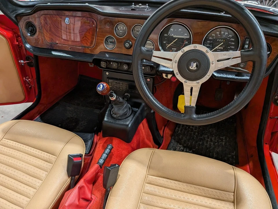 1974 Triumph TR6 CF Injected - Image 17 of 30