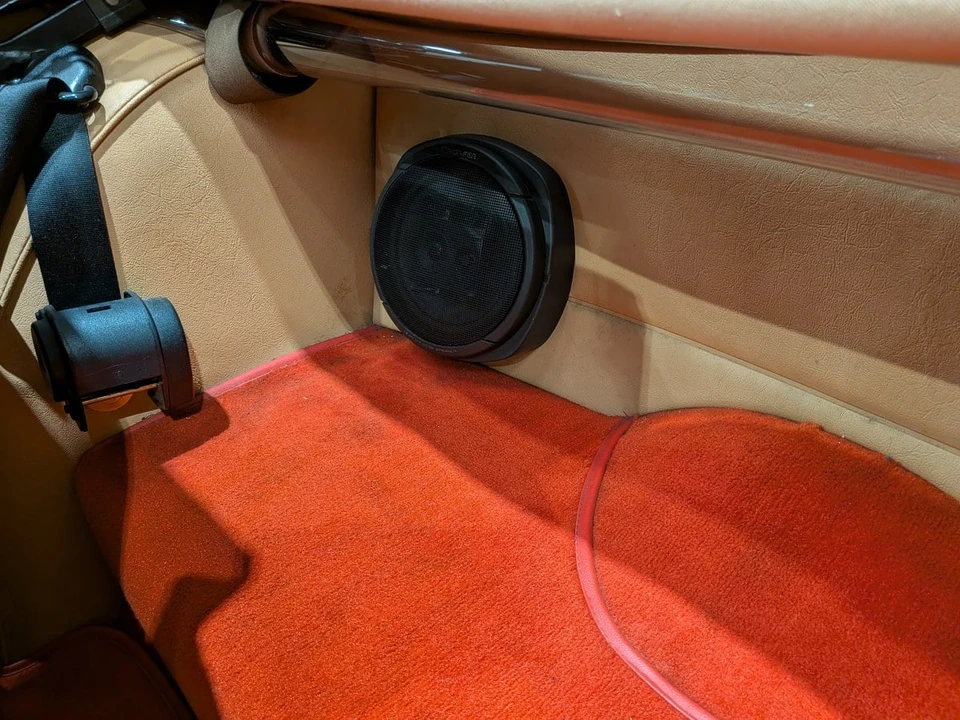 1974 Triumph TR6 CF Injected - Image 18 of 30