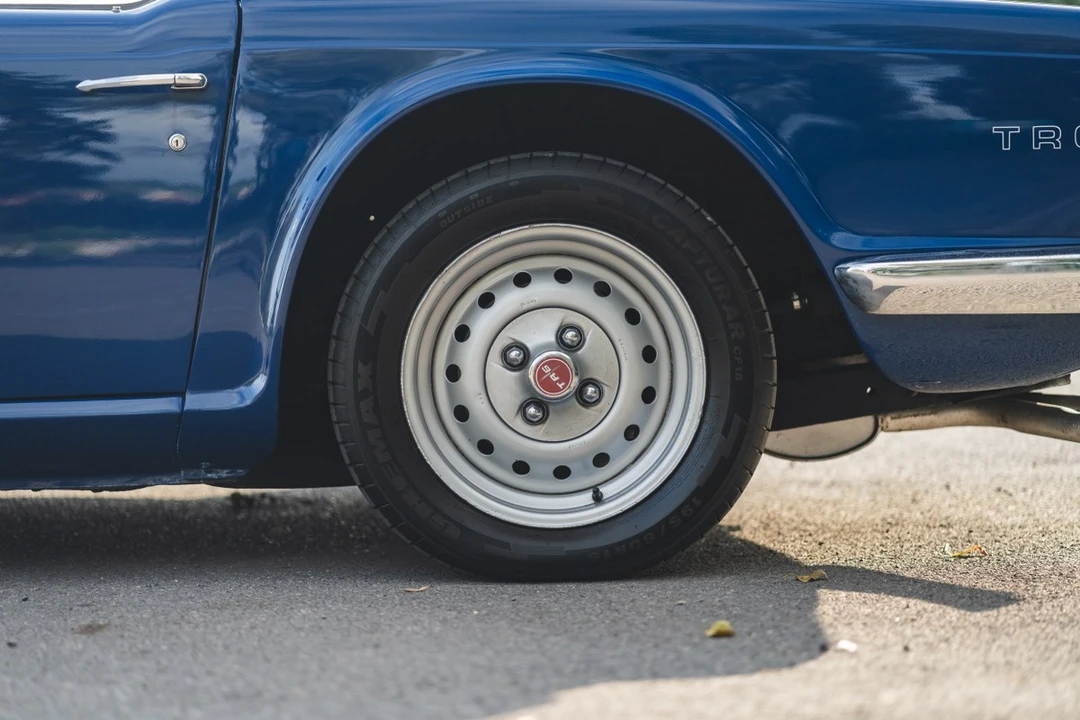 1974 Triumph TR6 CF Injected - Image 16 of 30