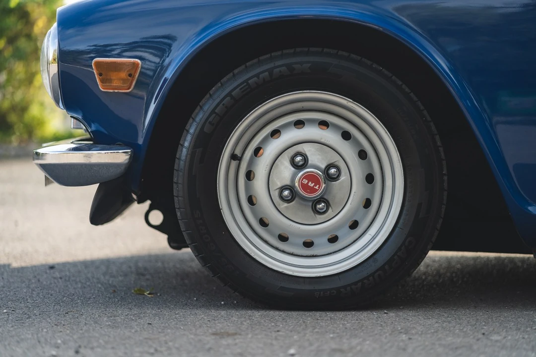 1974 Triumph TR6 CF Injected - Image 15 of 30