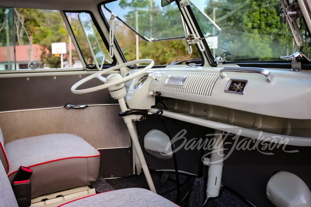 1974 Volkswagen Split-Window Bus - Image 4 of 18
