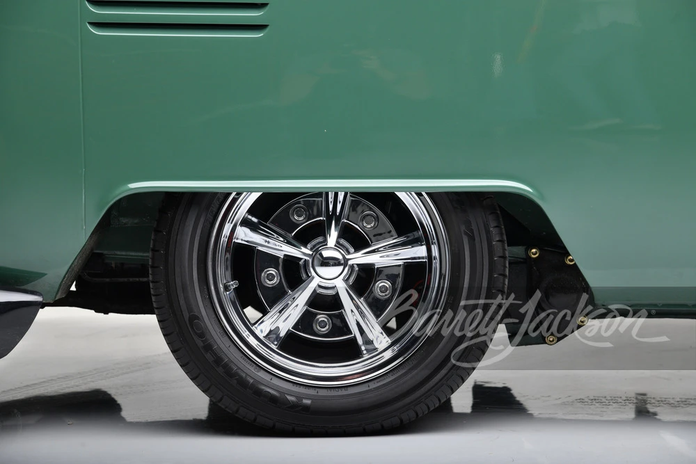 1974 Volkswagen Split-Window Bus - Image 20 of 25