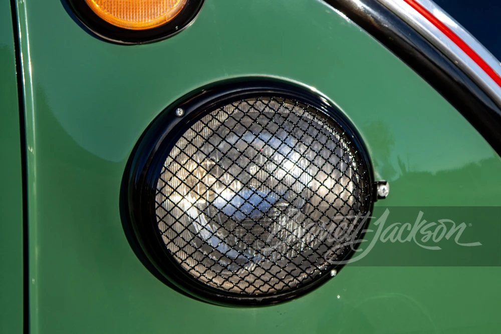 1974 Volkswagen Split-Window Bus - Image 12 of 31