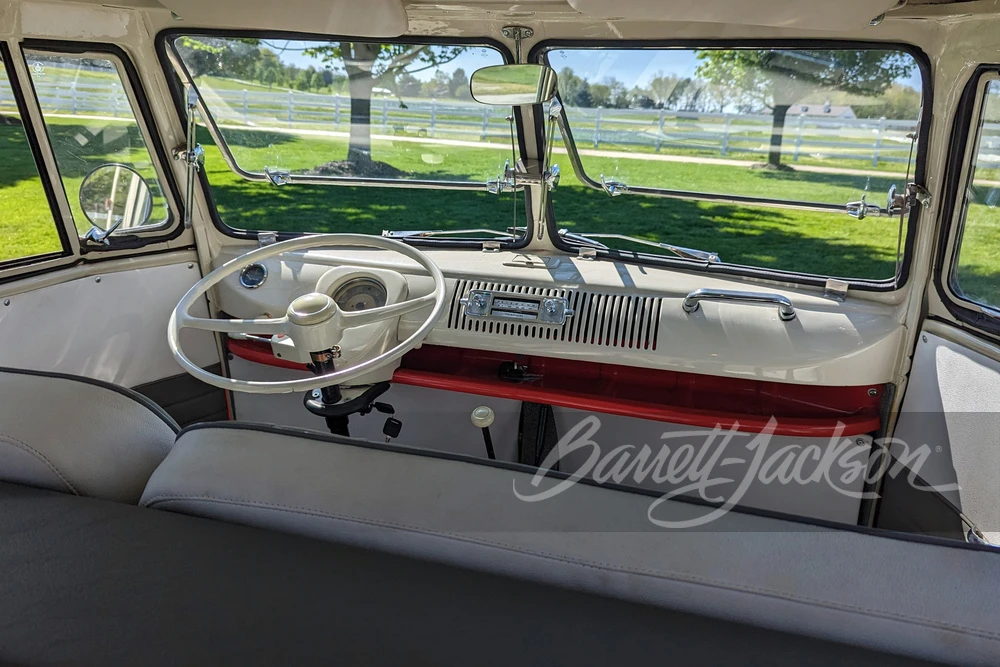 1974 Volkswagen Split-Window Bus - Image 3 of 8
