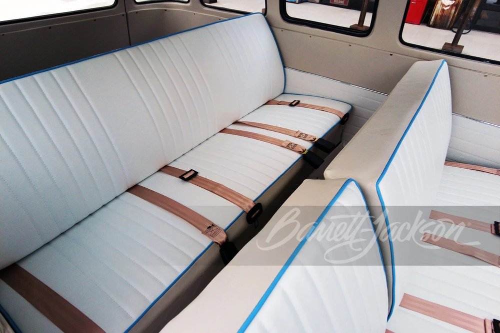 1974 Volkswagen Split-Window Bus - Image 7 of 10