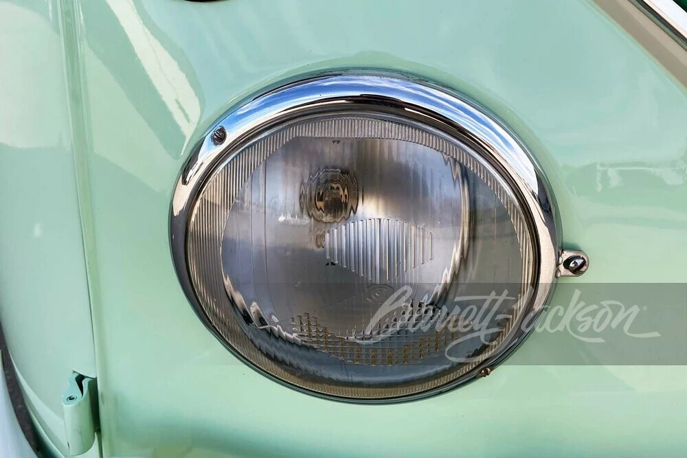 1974 Volkswagen Split-Window Bus - Image 15 of 31
