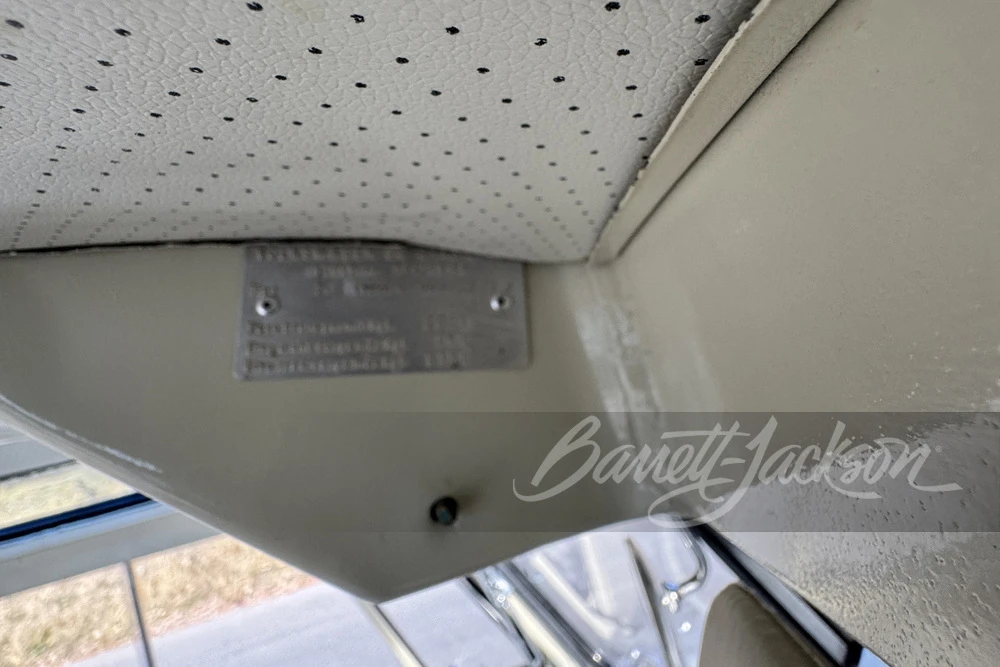1974 Volkswagen Split-Window Bus - Image 15 of 16