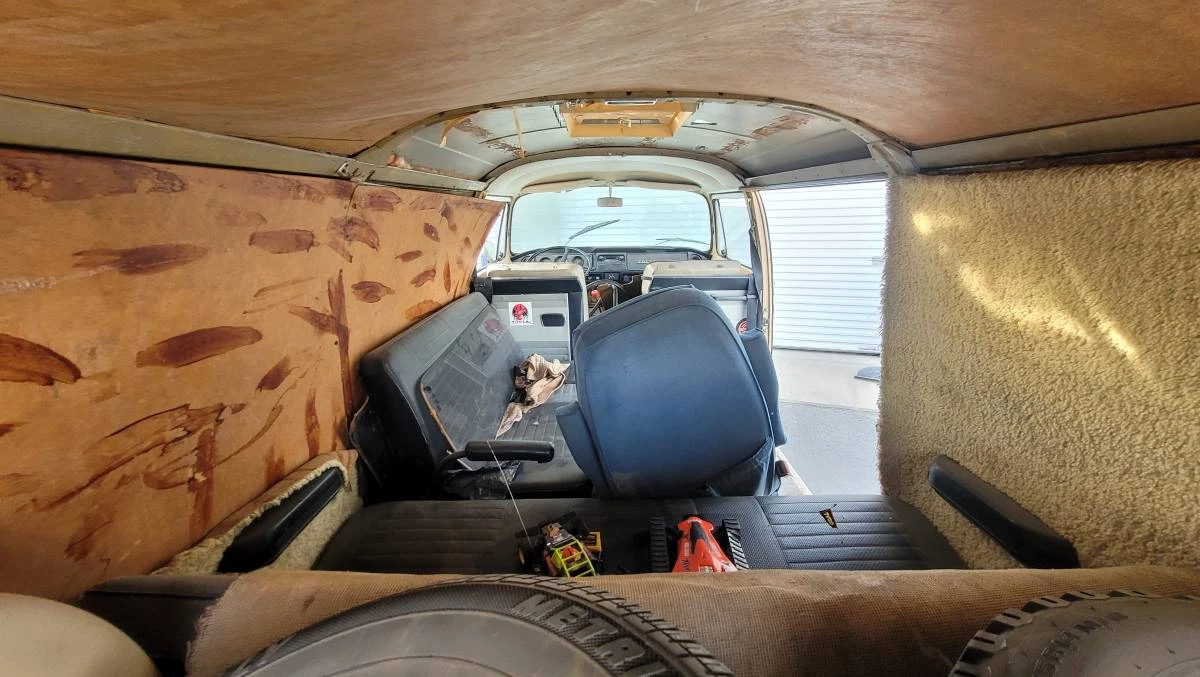 1974 Volkswagen Bay-Window Bus - Image 18 of 24