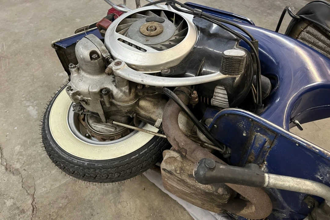 1974 Vespa Super & Primavera & P - Image 5 of 5