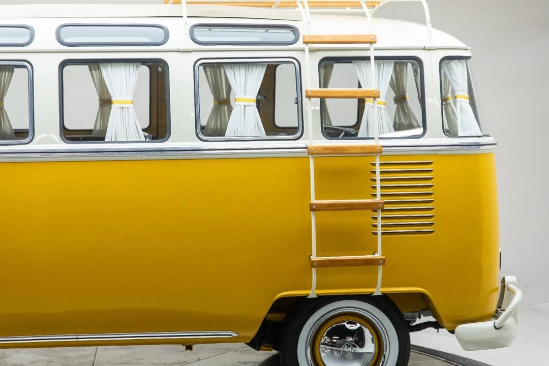 1974 Volkswagen Split-Window Bus - Image 16 of 31