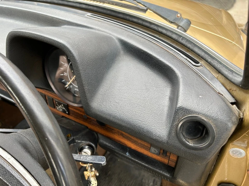 1974 Volkswagen Super Beetle - Image 29 of 30