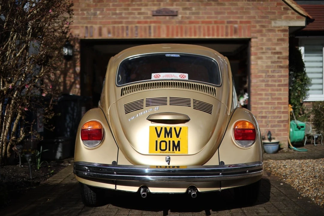 1974 Volkswagen Super Beetle - Image 11 of 30