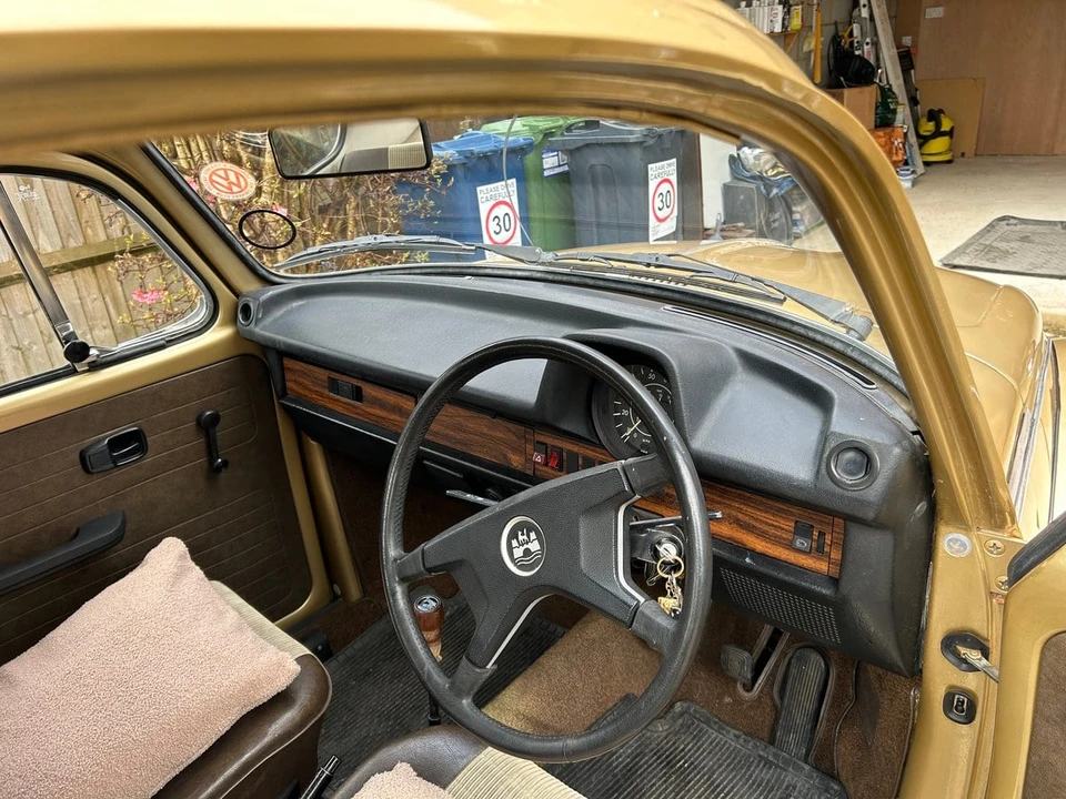 1974 Volkswagen Super Beetle - Image 28 of 30