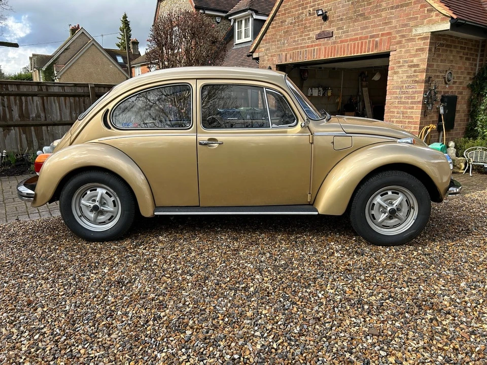 1974 Volkswagen Super Beetle - Image 13 of 30