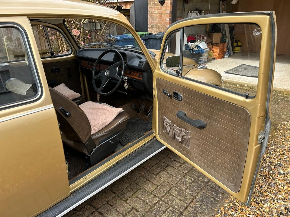 1974 Volkswagen Super Beetle - Image 23 of 30