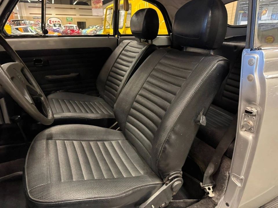 1974 Volkswagen Super Beetle - Image 17 of 21