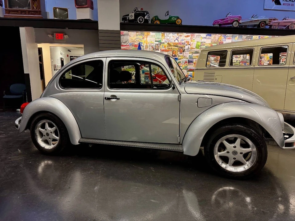 1974 Volkswagen Super Beetle - Image 10 of 21