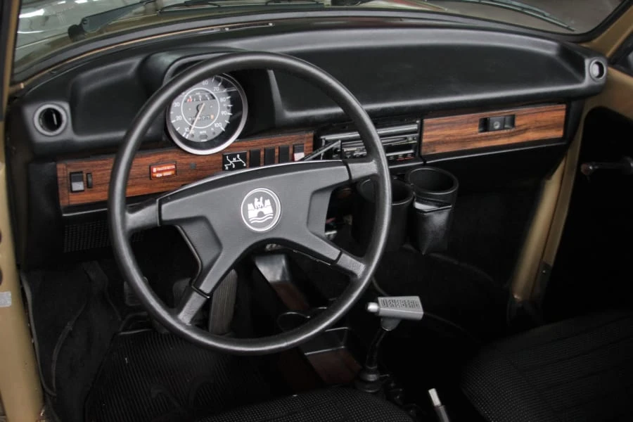 1974 Volkswagen Super Beetle - Image 4 of 9