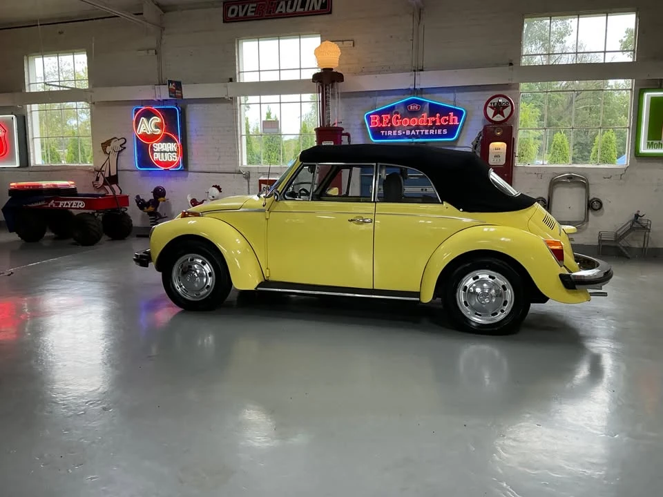 1974 Volkswagen Super Beetle - Image 3 of 10
