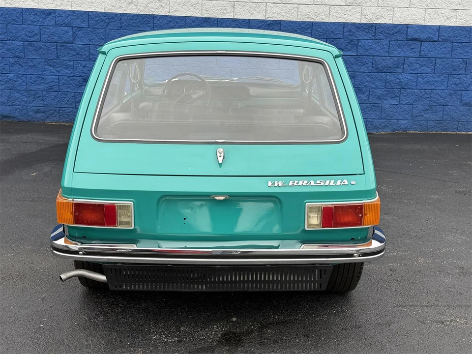 1974 Volkswagen Bay-Window Bus - Image 7 of 26