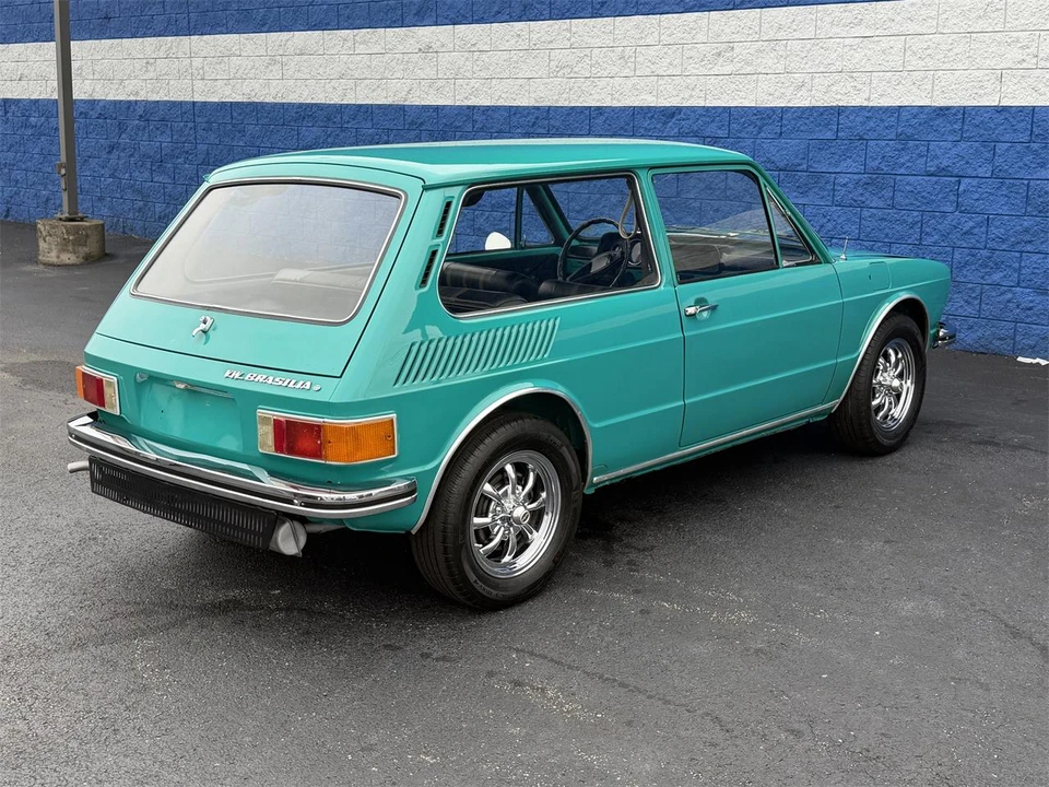 1974 Volkswagen Bay-Window Bus - Image 8 of 26