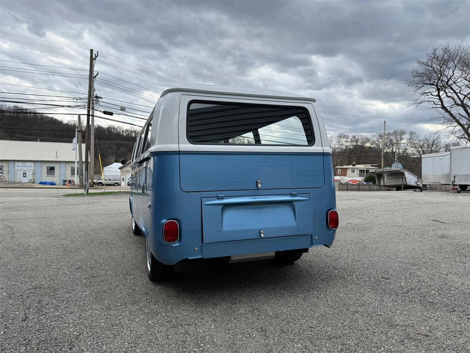 1974 Volkswagen Bay-Window Bus - Image 11 of 31