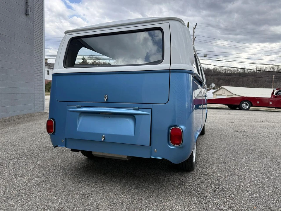 1974 Volkswagen Bay-Window Bus - Image 14 of 31