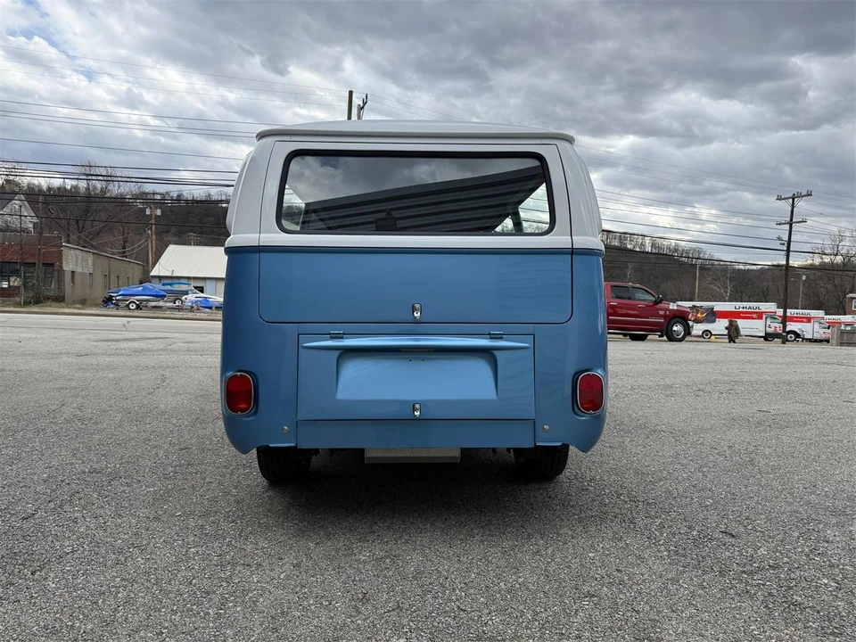 1974 Volkswagen Bay-Window Bus - Image 12 of 31