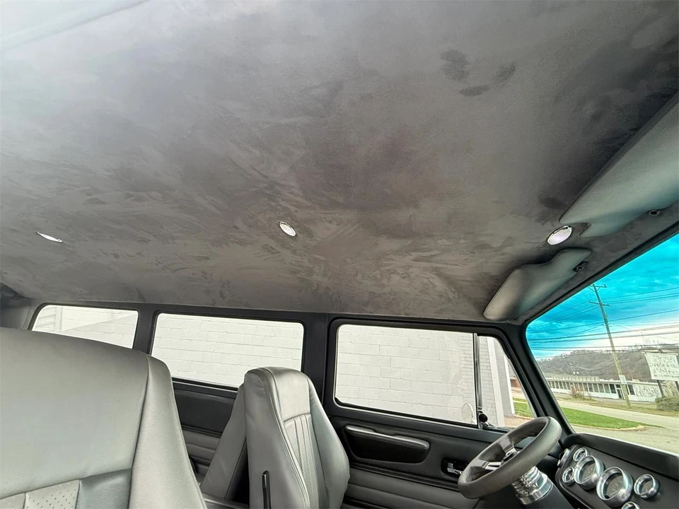 1974 Volkswagen Bay-Window Bus - Image 30 of 31