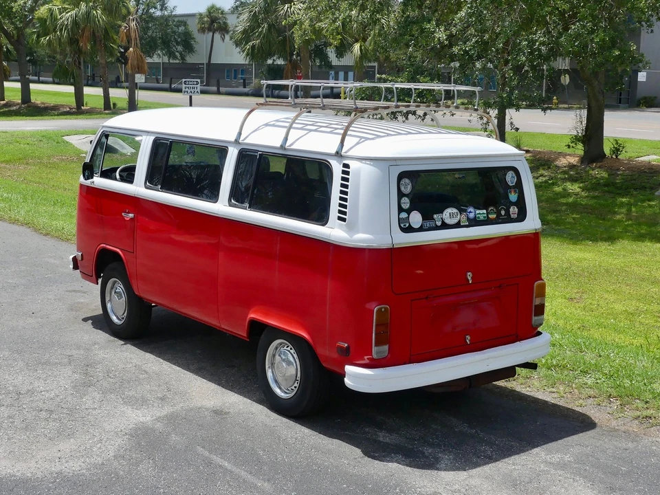 1974 Volkswagen Bay-Window Bus - Image 13 of 21