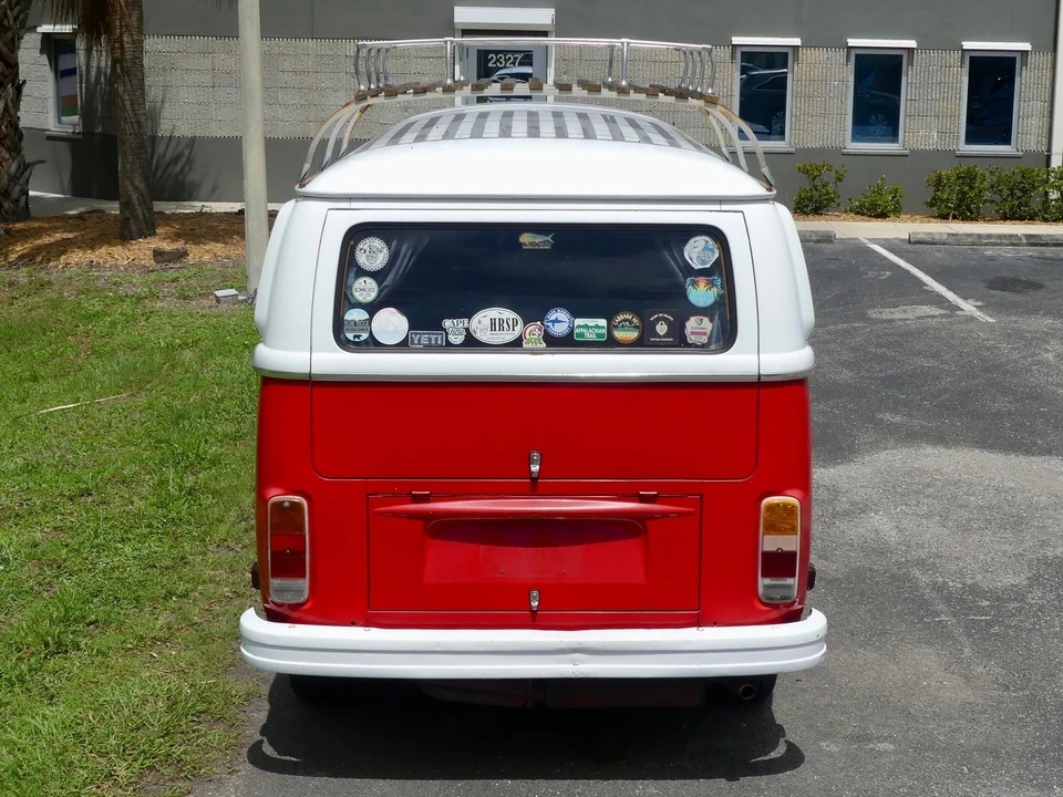 1974 Volkswagen Bay-Window Bus - Image 16 of 21