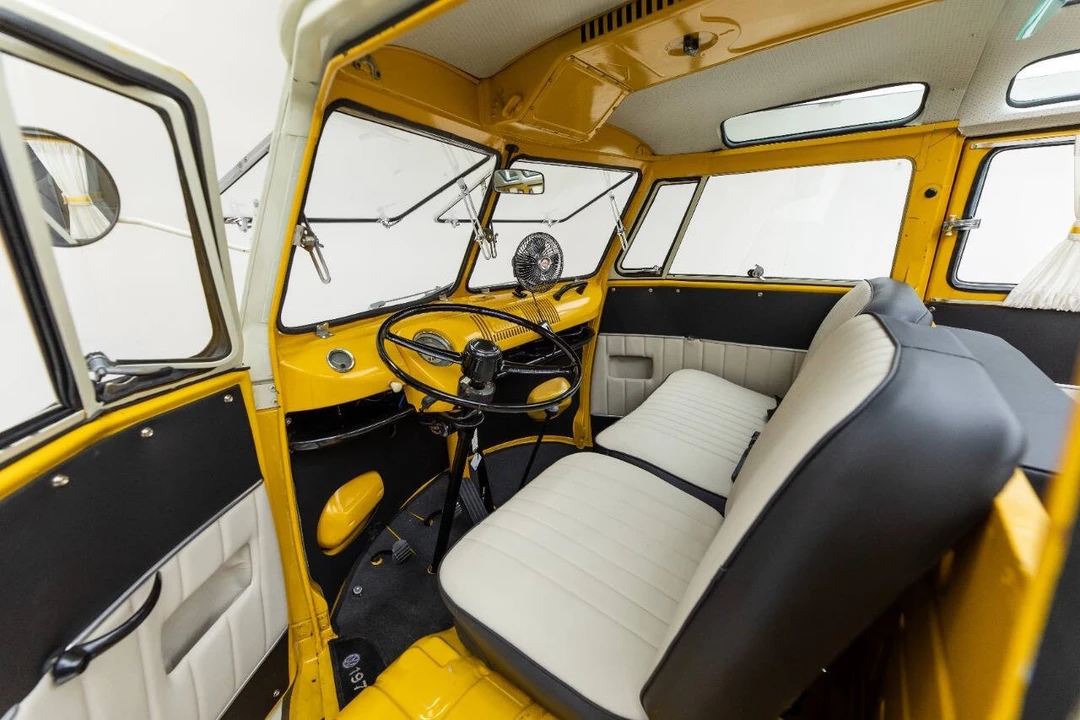 1974 Volkswagen Split-Window Bus - Image 7 of 21