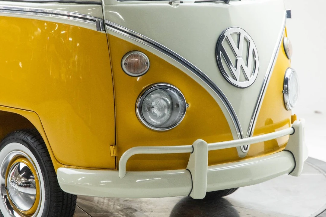 1974 Volkswagen Split-Window Bus - Image 20 of 21