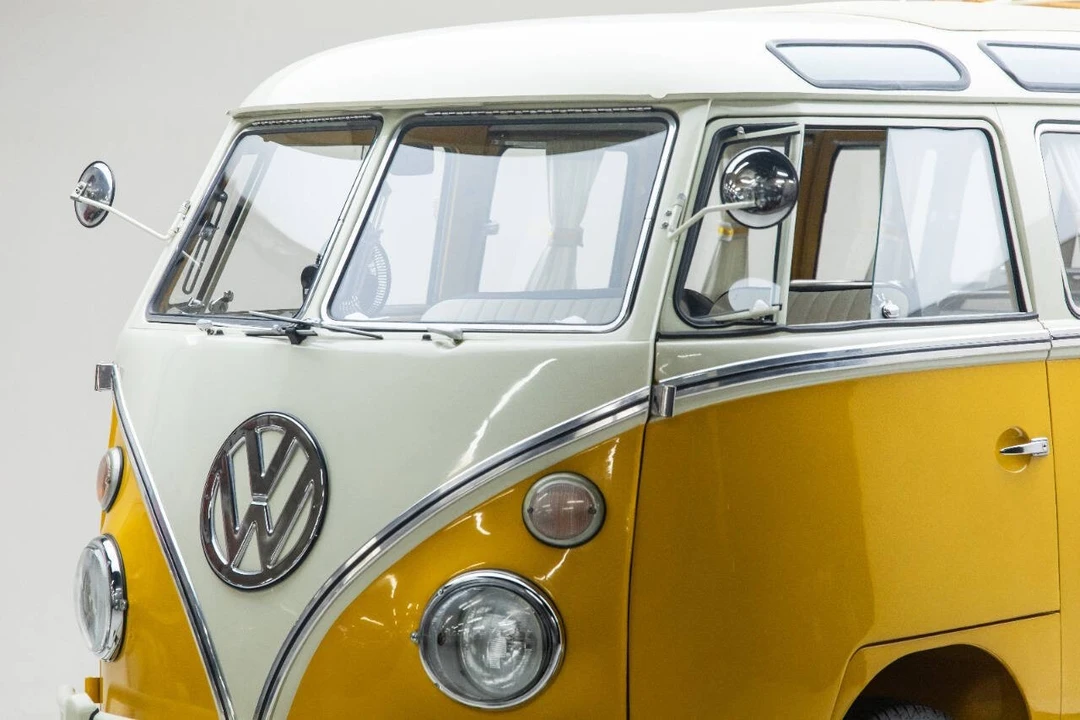 1974 Volkswagen Split-Window Bus - Image 21 of 21