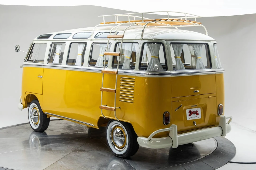 1974 Volkswagen Split-Window Bus - Image 18 of 21