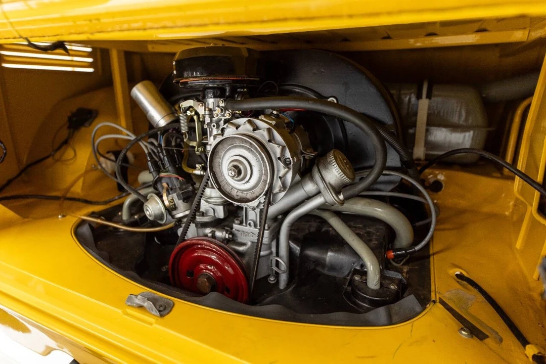 1974 Volkswagen Split-Window Bus - Image 9 of 21