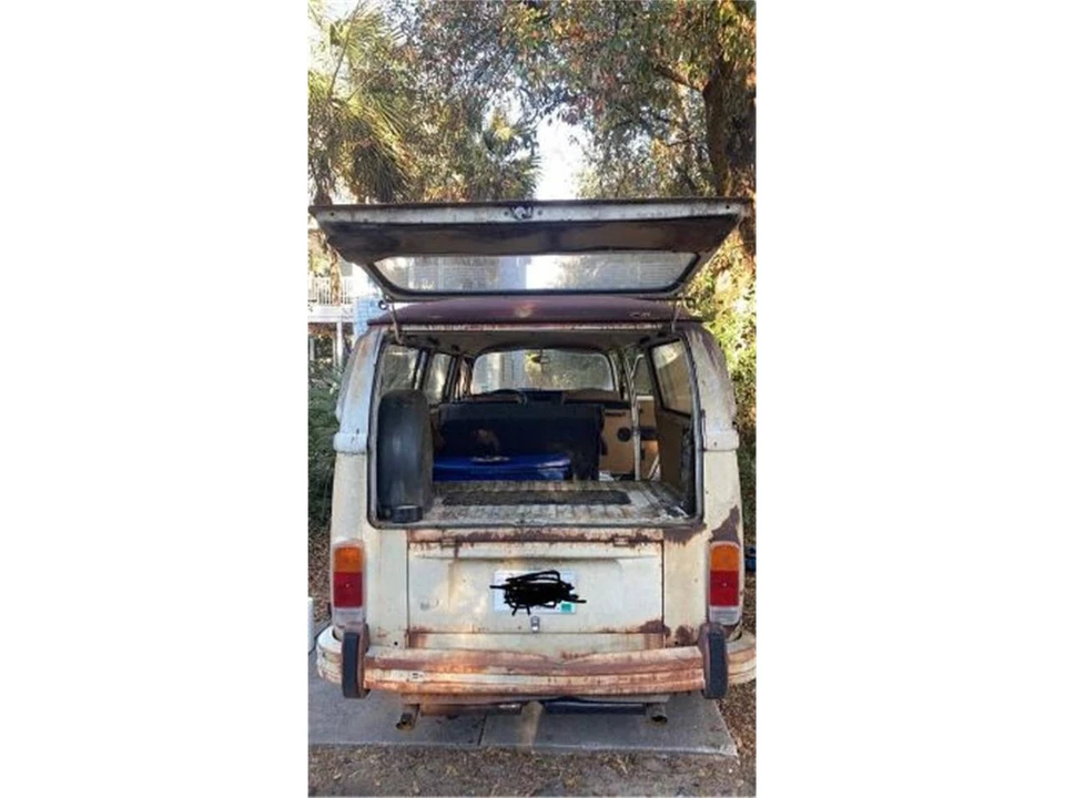 1974 Volkswagen Bay-Window Bus - Image 5 of 8